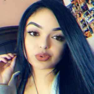 Meet your Posher, Selena